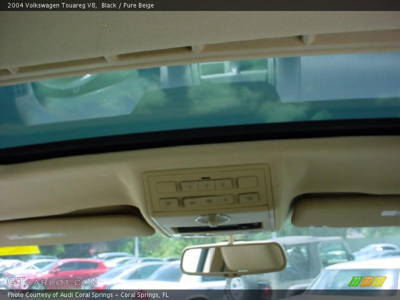 Black / Pure Beige 2004 Volkswagen Touareg V8