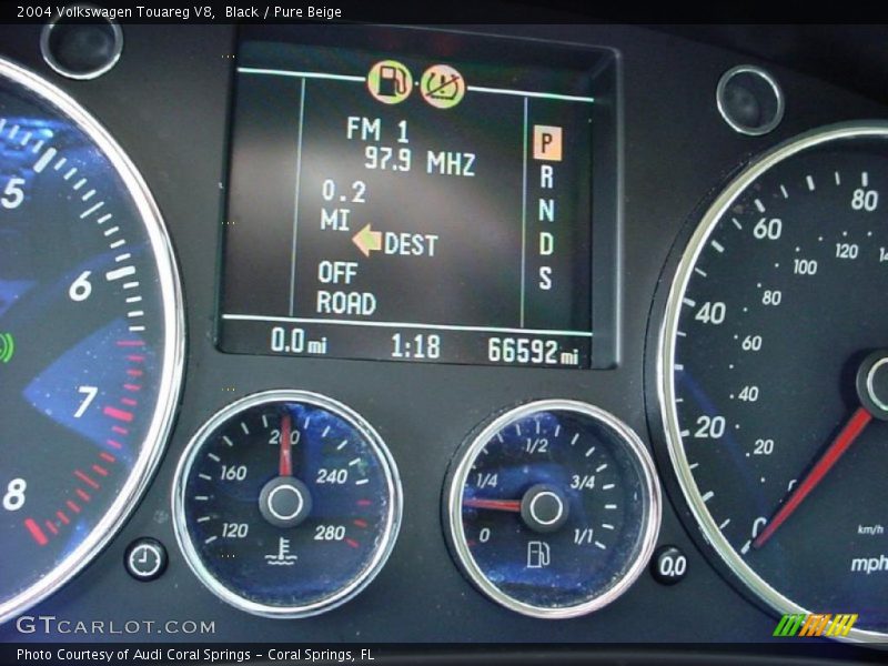 Black / Pure Beige 2004 Volkswagen Touareg V8
