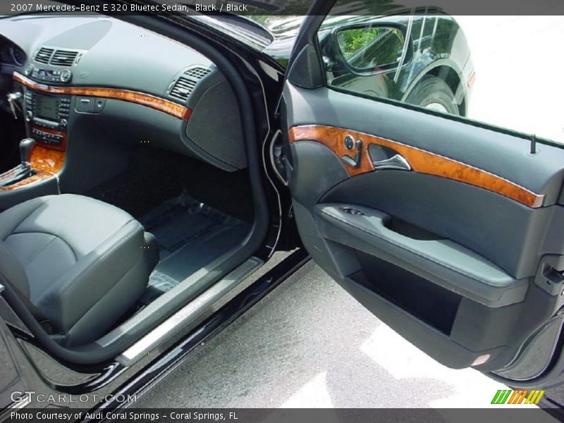 Black / Black 2007 Mercedes-Benz E 320 Bluetec Sedan