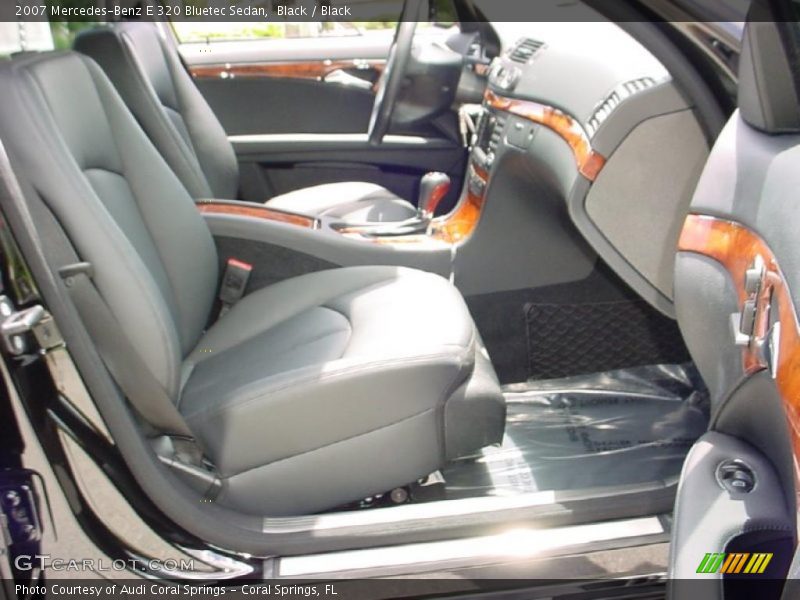 Black / Black 2007 Mercedes-Benz E 320 Bluetec Sedan
