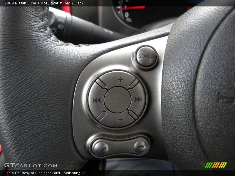 Scarlet Red / Black 2009 Nissan Cube 1.8 SL