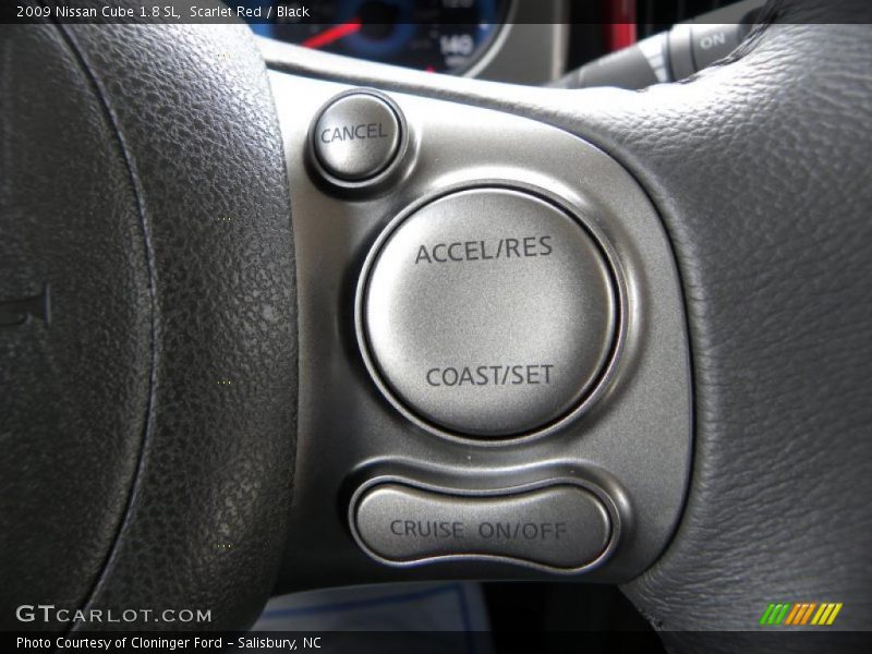 Scarlet Red / Black 2009 Nissan Cube 1.8 SL