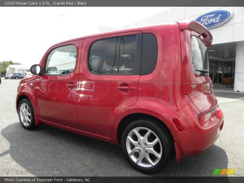 Scarlet Red / Black 2009 Nissan Cube 1.8 SL