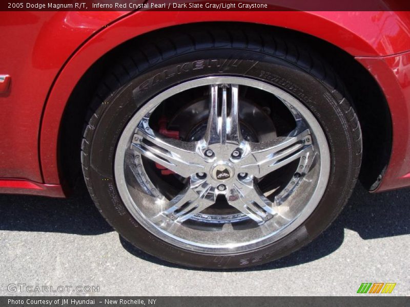 Inferno Red Crystal Pearl / Dark Slate Gray/Light Graystone 2005 Dodge Magnum R/T
