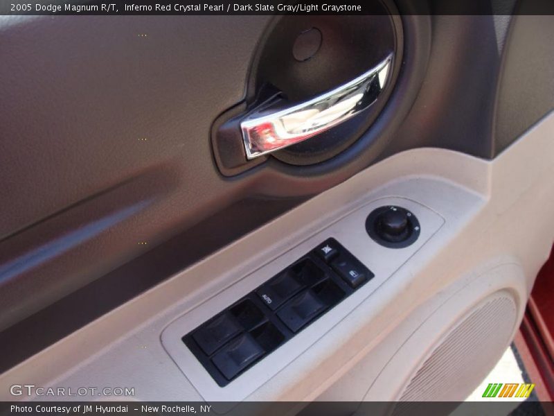 Inferno Red Crystal Pearl / Dark Slate Gray/Light Graystone 2005 Dodge Magnum R/T