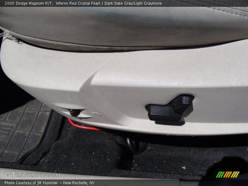 Inferno Red Crystal Pearl / Dark Slate Gray/Light Graystone 2005 Dodge Magnum R/T