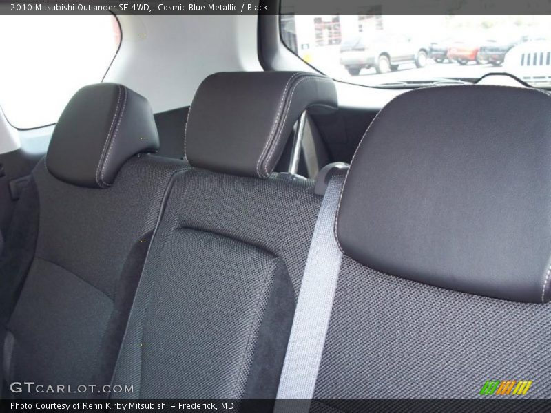 Cosmic Blue Metallic / Black 2010 Mitsubishi Outlander SE 4WD