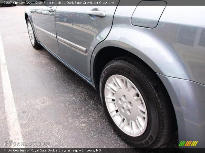 Silver Steel Metallic / Dark Slate Gray/Light Graystone 2007 Chrysler 300