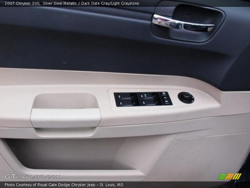 Silver Steel Metallic / Dark Slate Gray/Light Graystone 2007 Chrysler 300