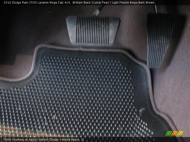 Brilliant Black Crystal Pearl / Light Pebble Beige/Bark Brown 2010 Dodge Ram 2500 Laramie Mega Cab 4x4