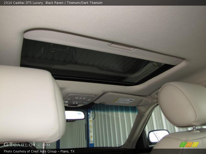 Black Raven / Titanium/Dark Titanium 2010 Cadillac DTS Luxury