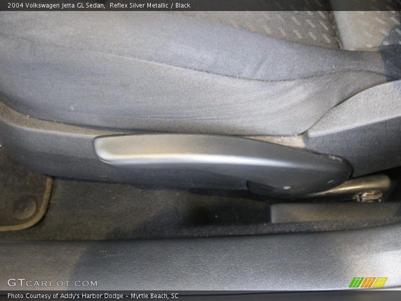 Reflex Silver Metallic / Black 2004 Volkswagen Jetta GL Sedan