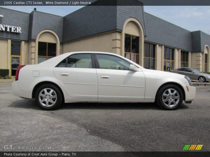 White Diamond / Light Neutral 2005 Cadillac CTS Sedan