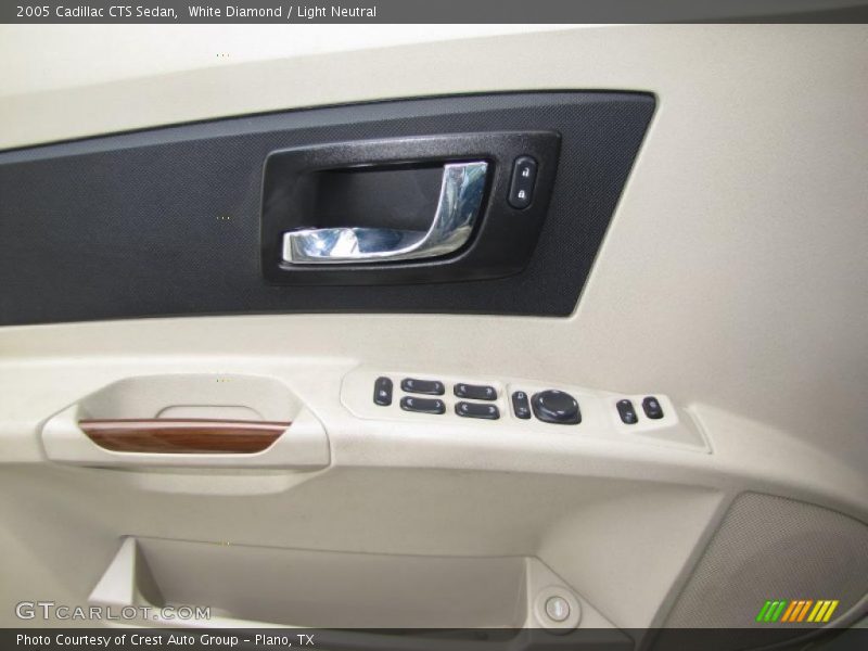 White Diamond / Light Neutral 2005 Cadillac CTS Sedan