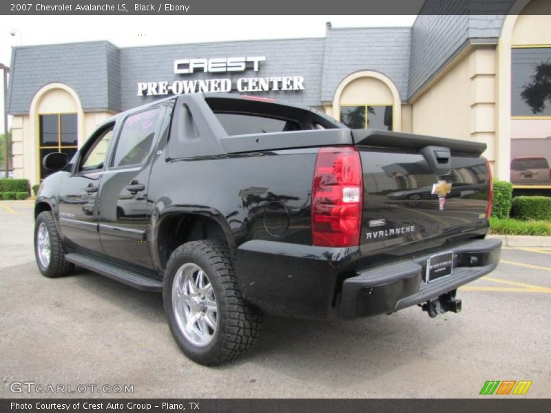 Black / Ebony 2007 Chevrolet Avalanche LS