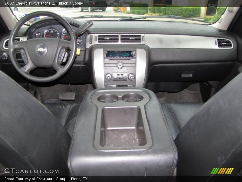 Black / Ebony 2007 Chevrolet Avalanche LS