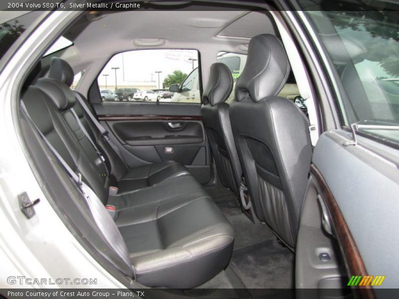 Silver Metallic / Graphite 2004 Volvo S80 T6