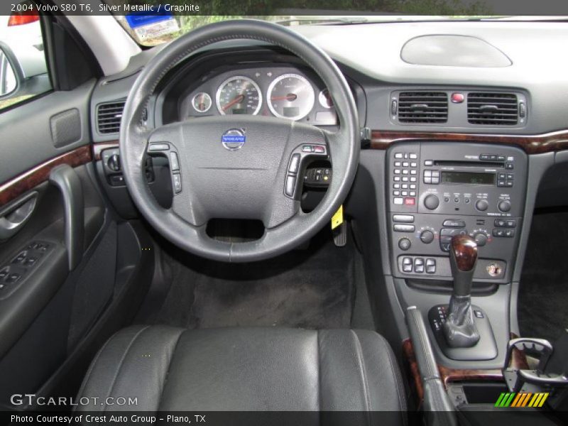 Silver Metallic / Graphite 2004 Volvo S80 T6