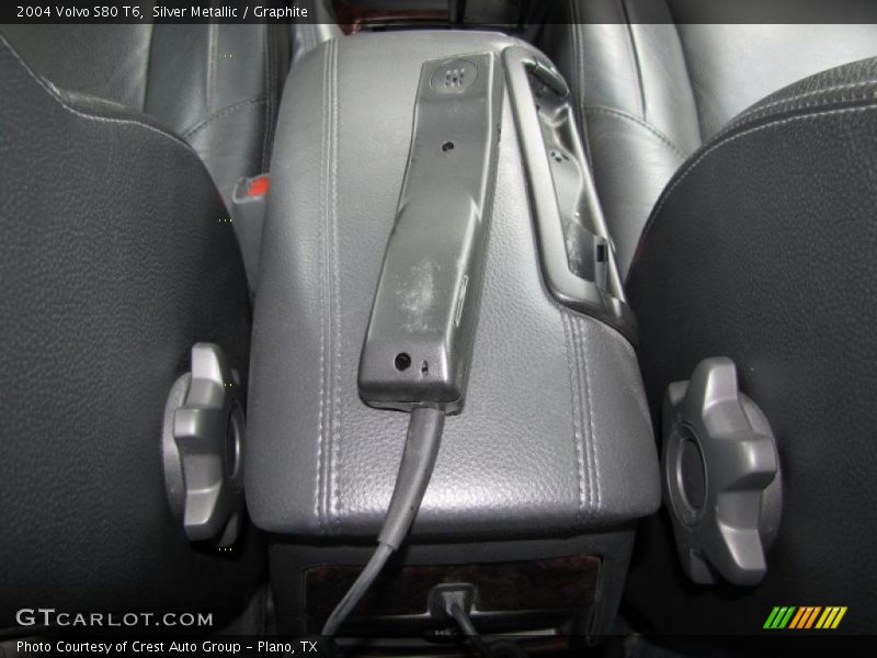 Silver Metallic / Graphite 2004 Volvo S80 T6