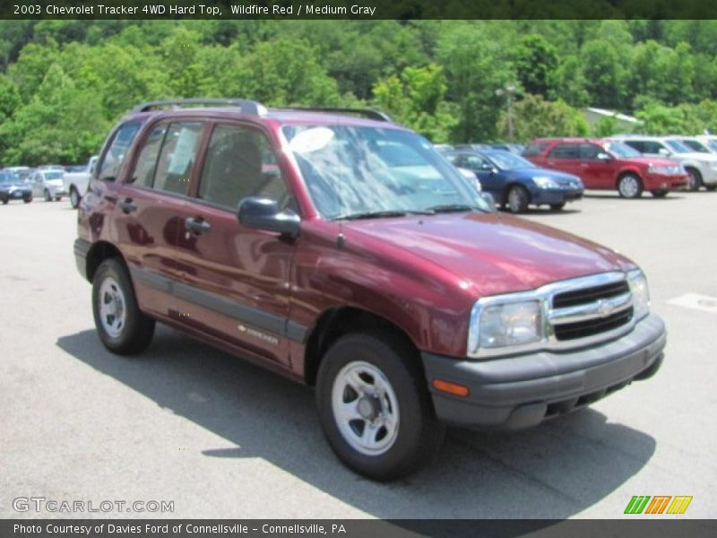 Wildfire Red / Medium Gray 2003 Chevrolet Tracker 4WD Hard Top