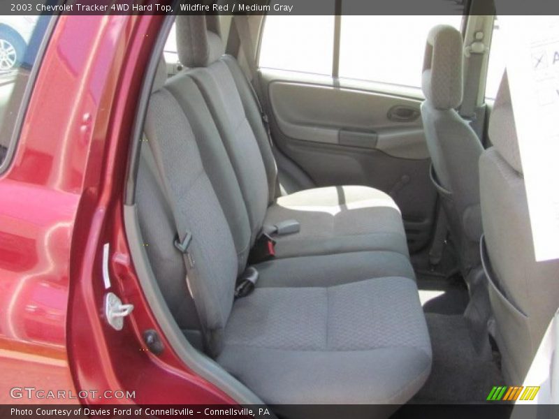Wildfire Red / Medium Gray 2003 Chevrolet Tracker 4WD Hard Top