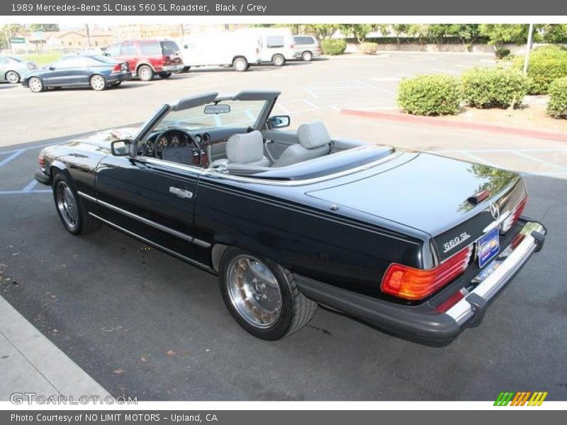 Black / Grey 1989 Mercedes-Benz SL Class 560 SL Roadster