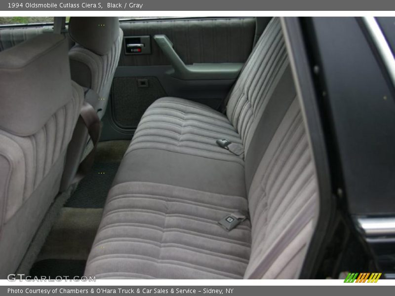 Black / Gray 1994 Oldsmobile Cutlass Ciera S