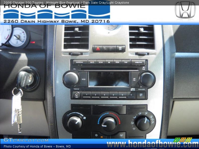 Midnight Blue Pearlcoat / Dark Slate Gray/Light Graystone 2006 Chrysler 300 Touring