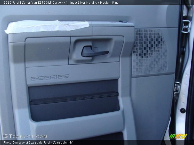 Ingot Silver Metallic / Medium Flint 2010 Ford E Series Van E250 XLT Cargo 4x4