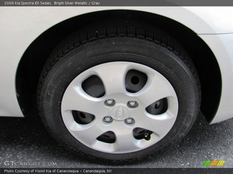 Bright Silver Metallic / Gray 2009 Kia Spectra EX Sedan