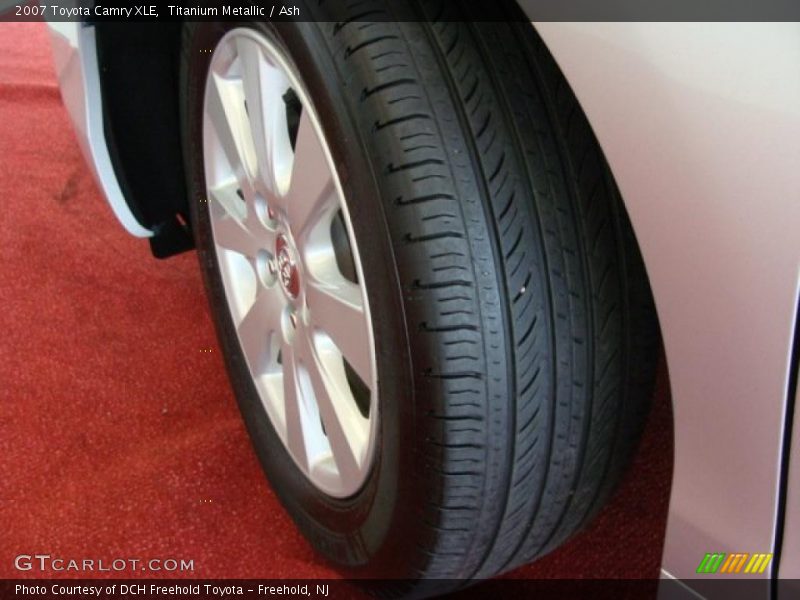 Titanium Metallic / Ash 2007 Toyota Camry XLE