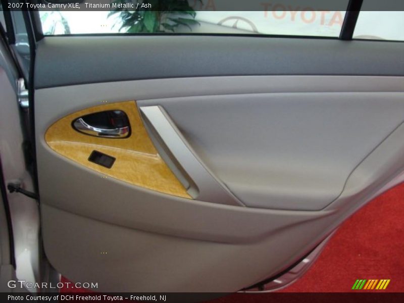 Titanium Metallic / Ash 2007 Toyota Camry XLE