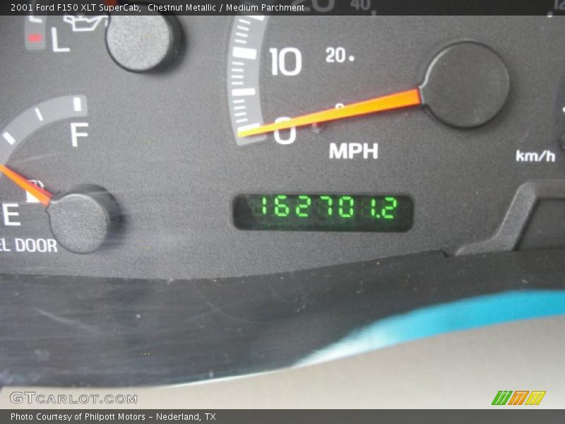 Chestnut Metallic / Medium Parchment 2001 Ford F150 XLT SuperCab