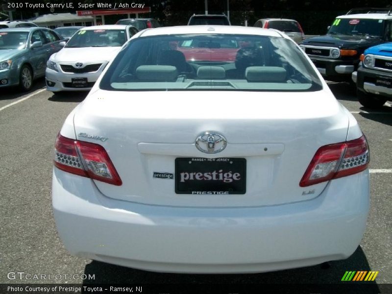Super White / Ash Gray 2010 Toyota Camry LE