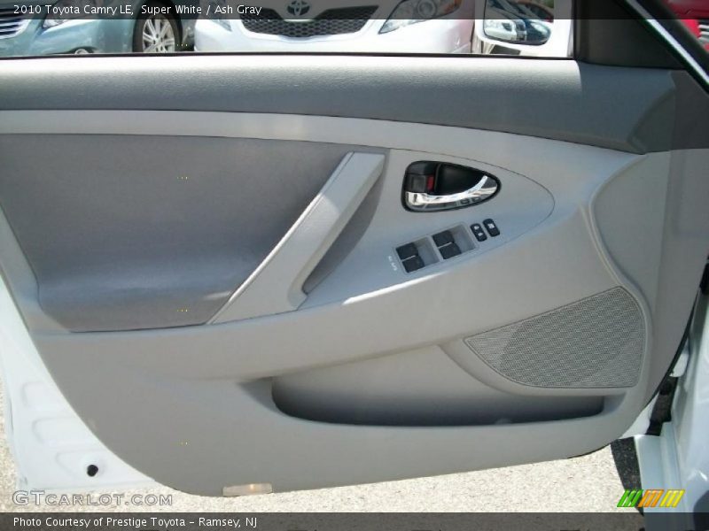 Super White / Ash Gray 2010 Toyota Camry LE