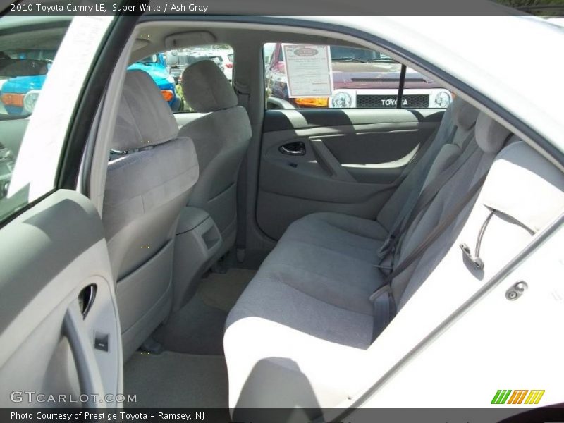 Super White / Ash Gray 2010 Toyota Camry LE