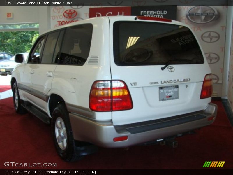 White / Oak 1998 Toyota Land Cruiser