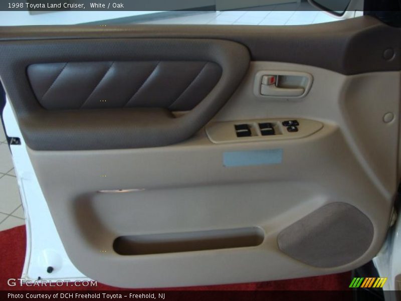 White / Oak 1998 Toyota Land Cruiser