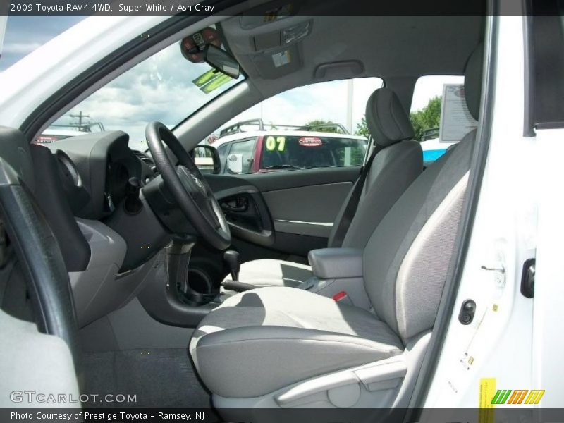 Super White / Ash Gray 2009 Toyota RAV4 4WD
