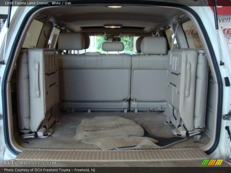 White / Oak 1998 Toyota Land Cruiser