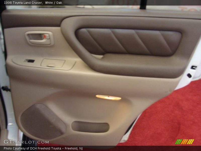 White / Oak 1998 Toyota Land Cruiser