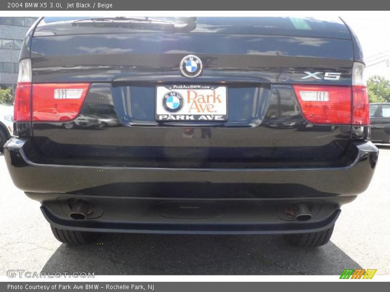 Jet Black / Beige 2004 BMW X5 3.0i