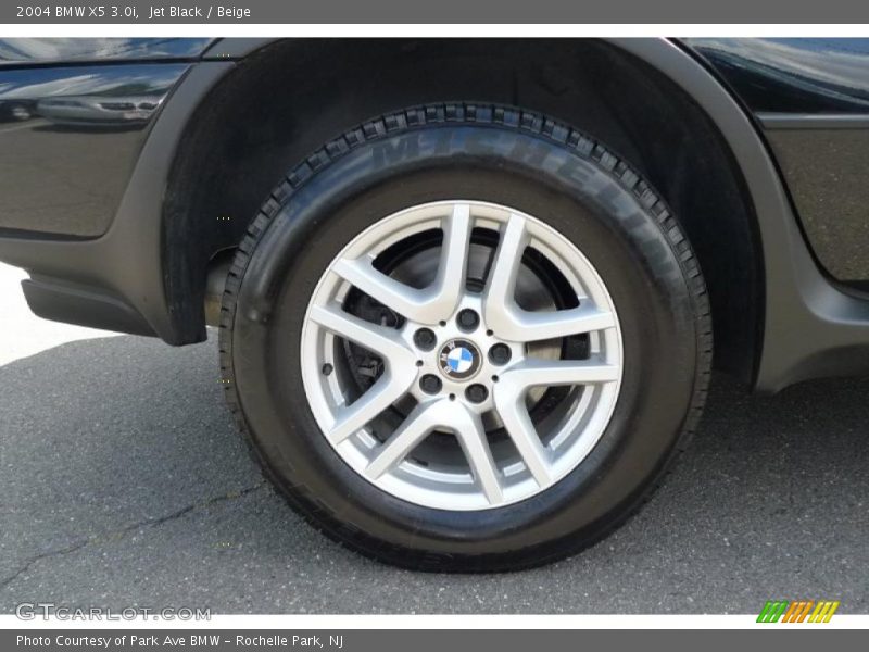 Jet Black / Beige 2004 BMW X5 3.0i