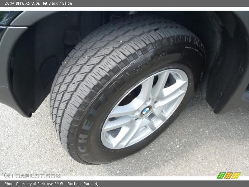 Jet Black / Beige 2004 BMW X5 3.0i
