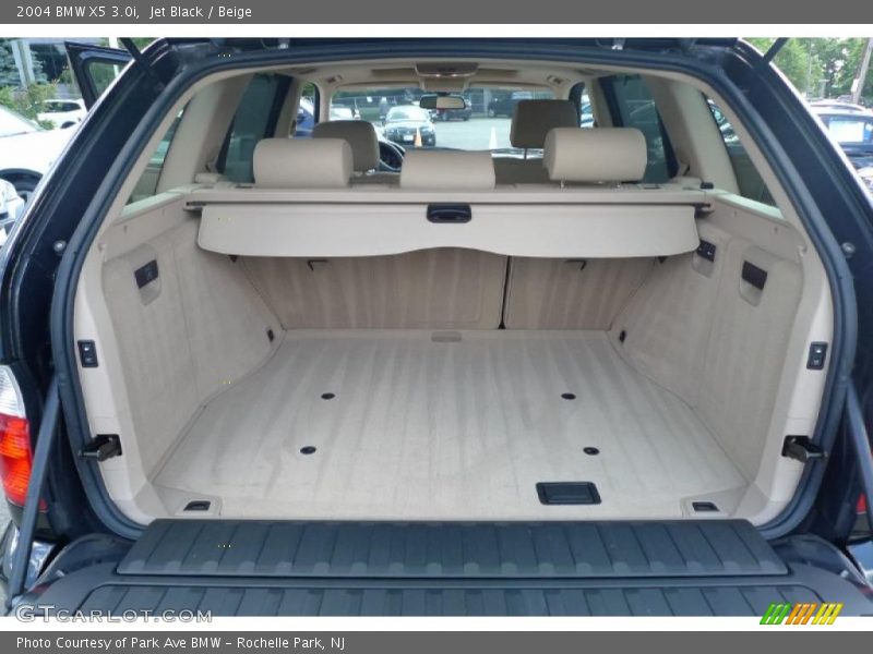 Jet Black / Beige 2004 BMW X5 3.0i