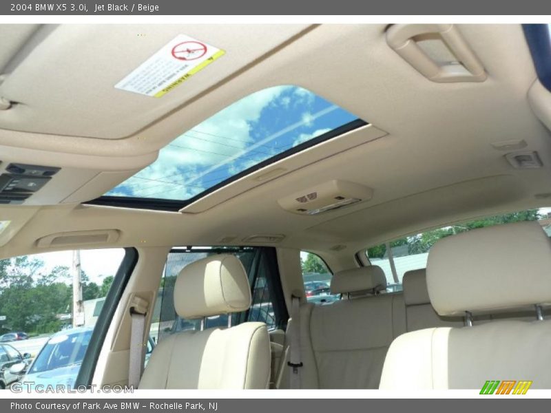 Jet Black / Beige 2004 BMW X5 3.0i