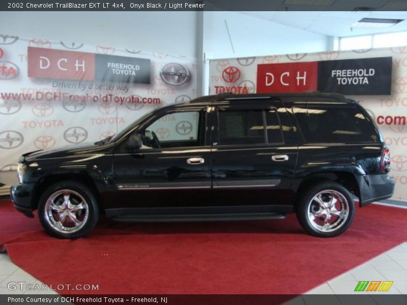Onyx Black / Light Pewter 2002 Chevrolet TrailBlazer EXT LT 4x4