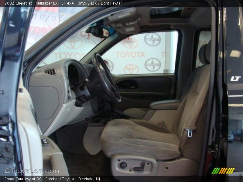 Onyx Black / Light Pewter 2002 Chevrolet TrailBlazer EXT LT 4x4