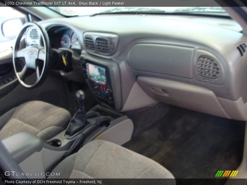 Onyx Black / Light Pewter 2002 Chevrolet TrailBlazer EXT LT 4x4