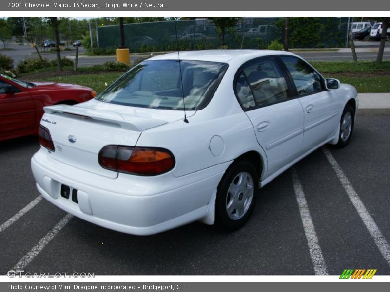 Bright White / Neutral 2001 Chevrolet Malibu LS Sedan